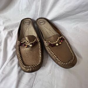 Bass Women's Selene Slip On Mules size 6.5 M Upper Leather Gold color beaded‎